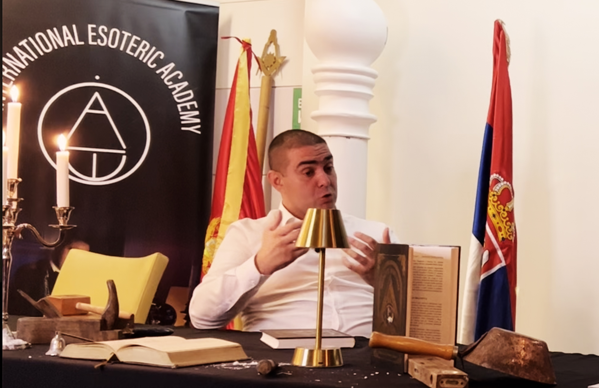 TEORIJSKO PREDAVANJE: „MI SMO TU MEĐU VAMA” IMPERATOR AKADEMIK GROF DR DRAGAN TOJAGIĆ